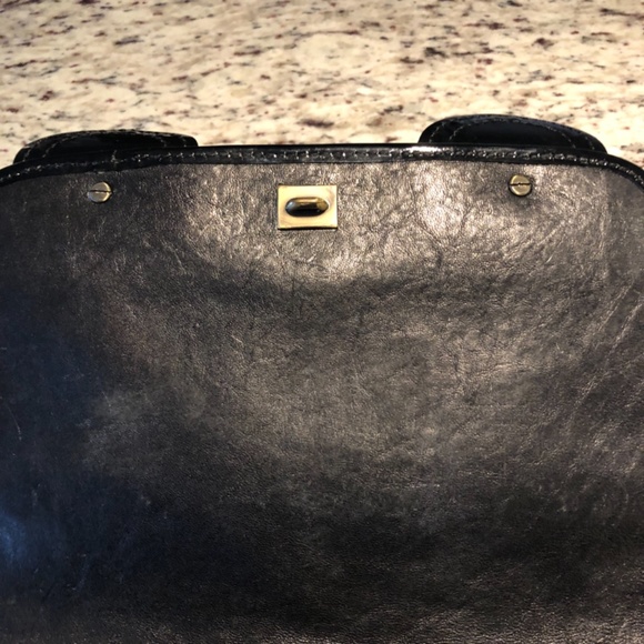 Fendi B bag and matching wallet - Picture 9 of 16